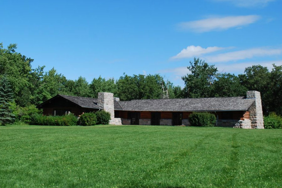 Things to Do in North Dakota & Canada | International Peace Garden